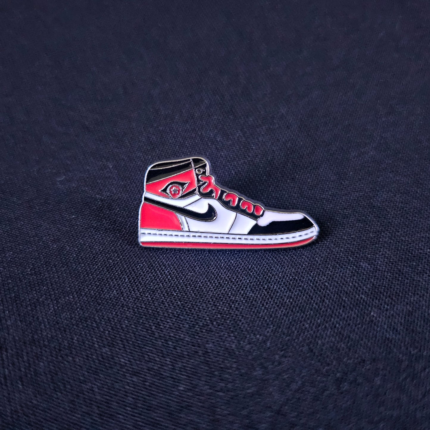 1s - Wht/Blk/Red